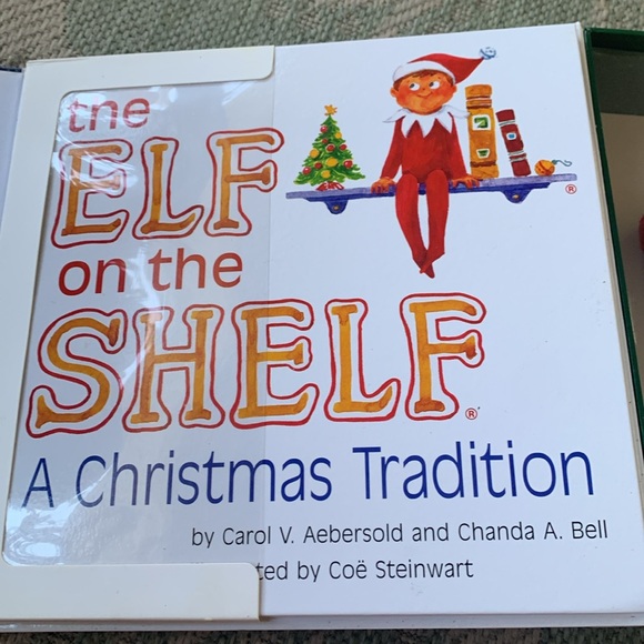 The Elf on the Shelf Tradition Boy Elf - Picture 4 of 7